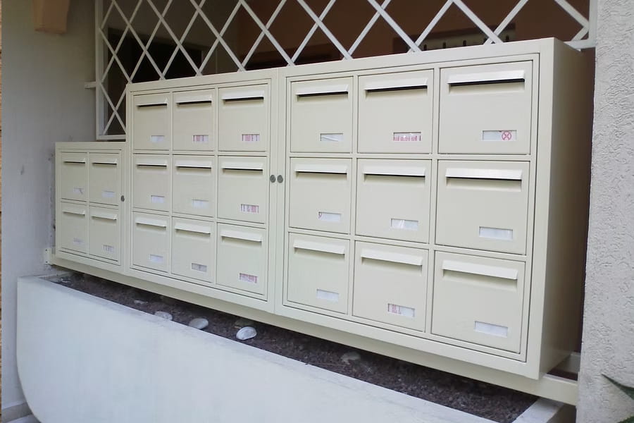 Boîtes aux lettres Double Entrée