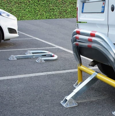 Arceau de parking à ressort